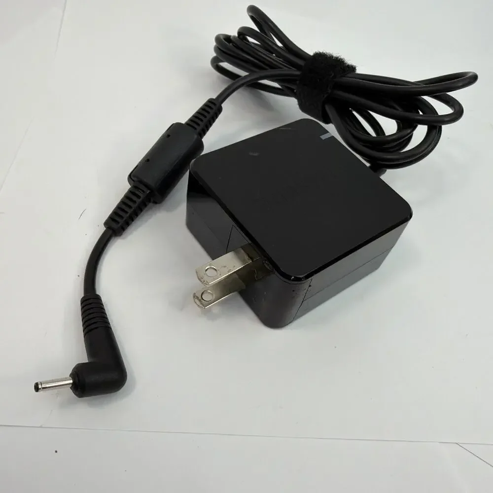 Samsung W14-026N1A AD-2612AUS 26W 12V 2.2A AC Adapter Charger BA44-00322A